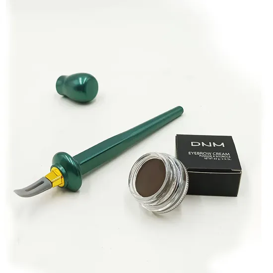 Оптовая продажа водостойкой подводки-штампа для глаз в салоне макияжа